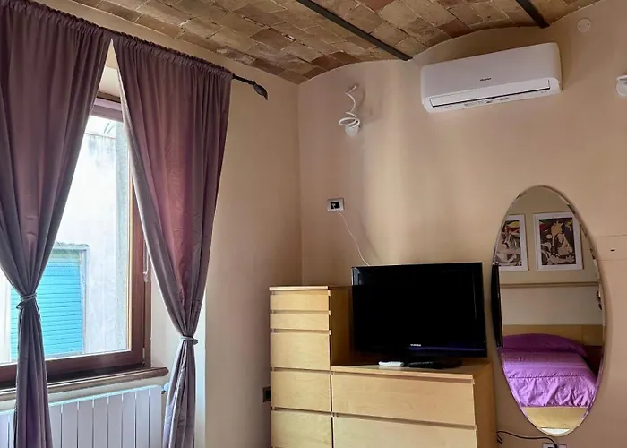 Viola House 公寓 *